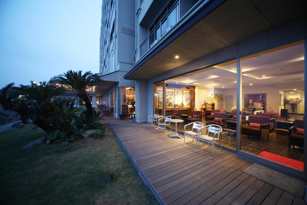 Amane Resort Seikai Beppu Exterior foto The hotel's lobby