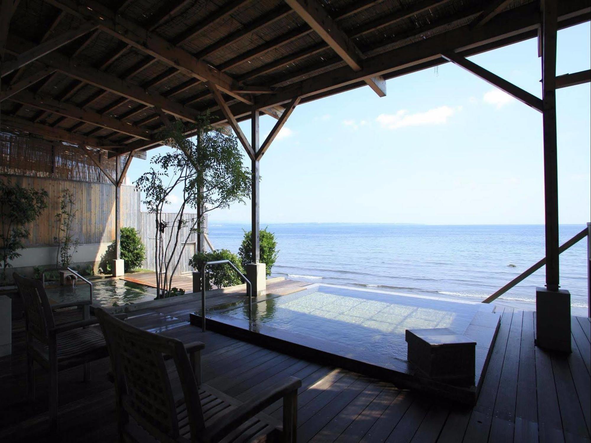 Amane Resort Seikai Beppu Exterior foto View of the beach from the restaurant