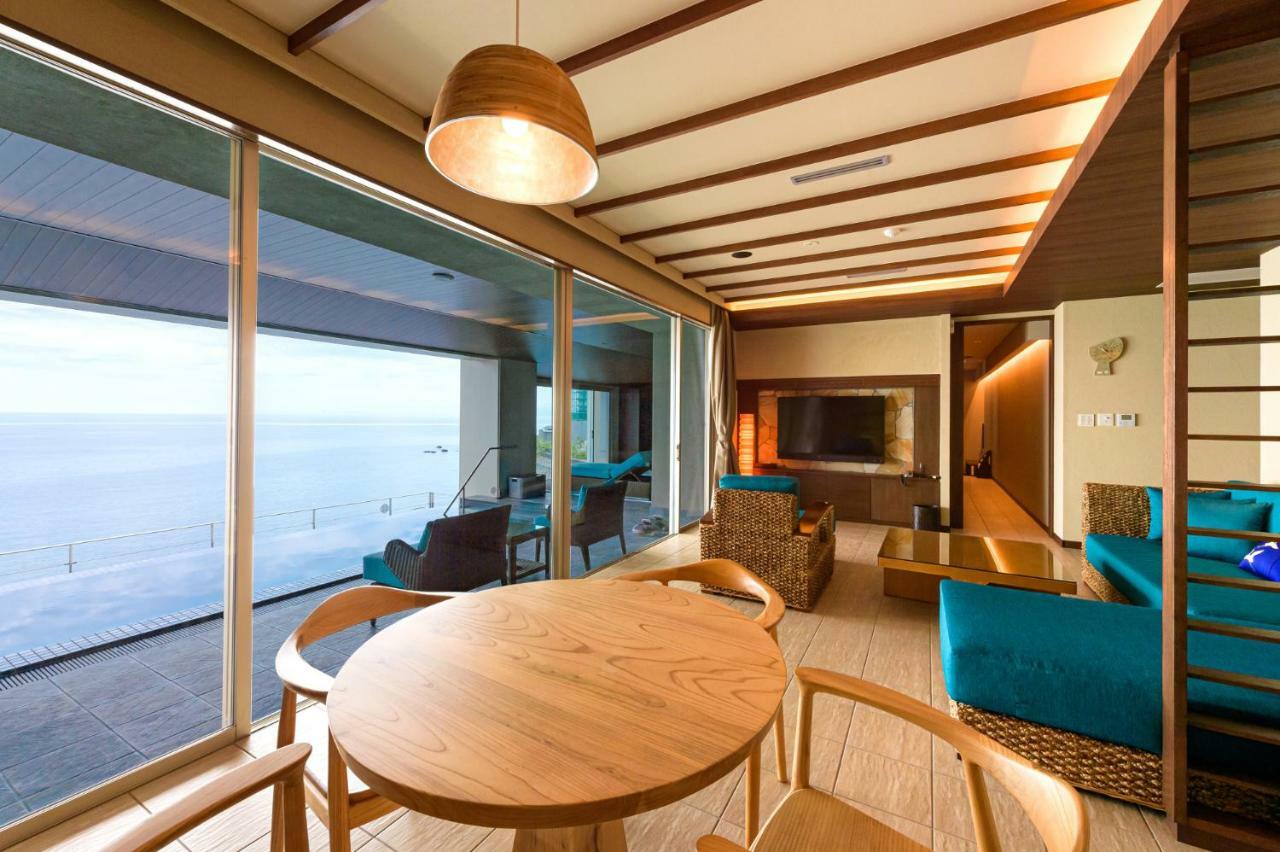 Amane Resort Seikai Beppu Exterior foto The interior of a suite
